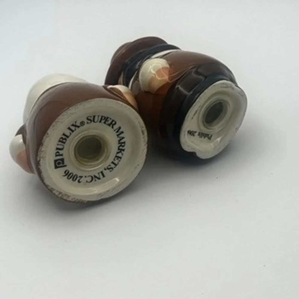Vintage Publix 2006 Pilgrim Salt and Pepper Shakers Thanksgiving Fall Decor